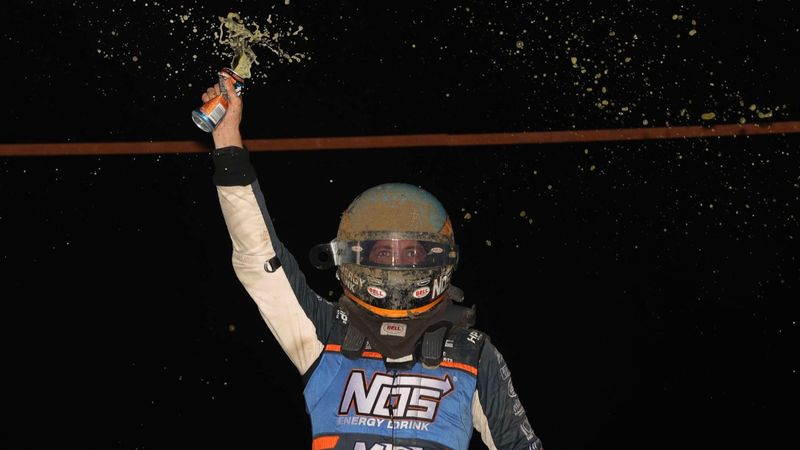 Justin Grant captured his eighth career Ocala Speedway USAC AMSOIL National Sprint Car victory on Wednesday night during Winter Dirt Games XVI round three. (Michael Fry Photo)